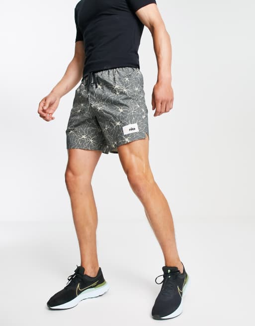 Nike hybrid all clearance over print swim shorts