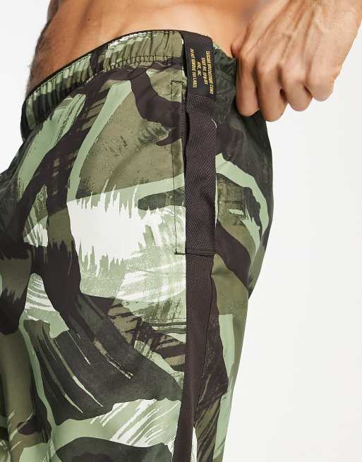 Nike green shop camo shorts