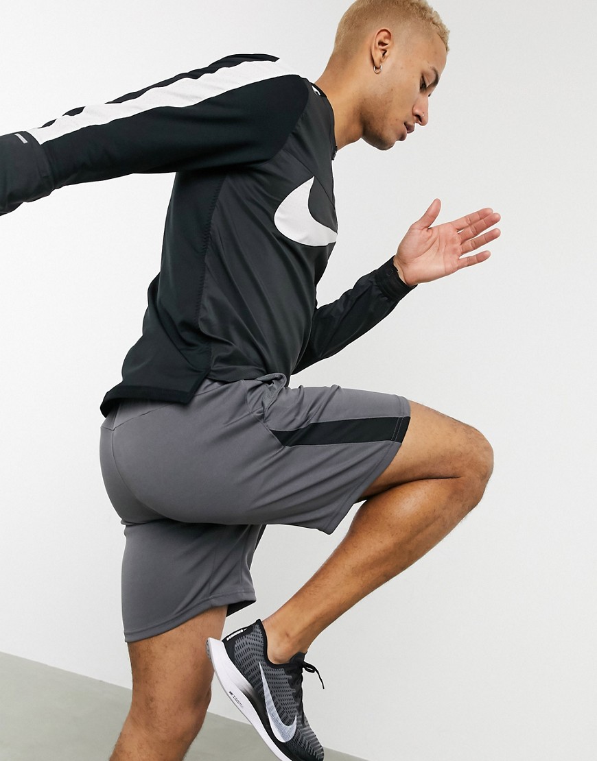 Nike Running - Element - Top met korte rits in zwart