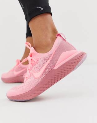 nike running epic react trainers in pink