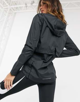 nike running essentials jackets in black