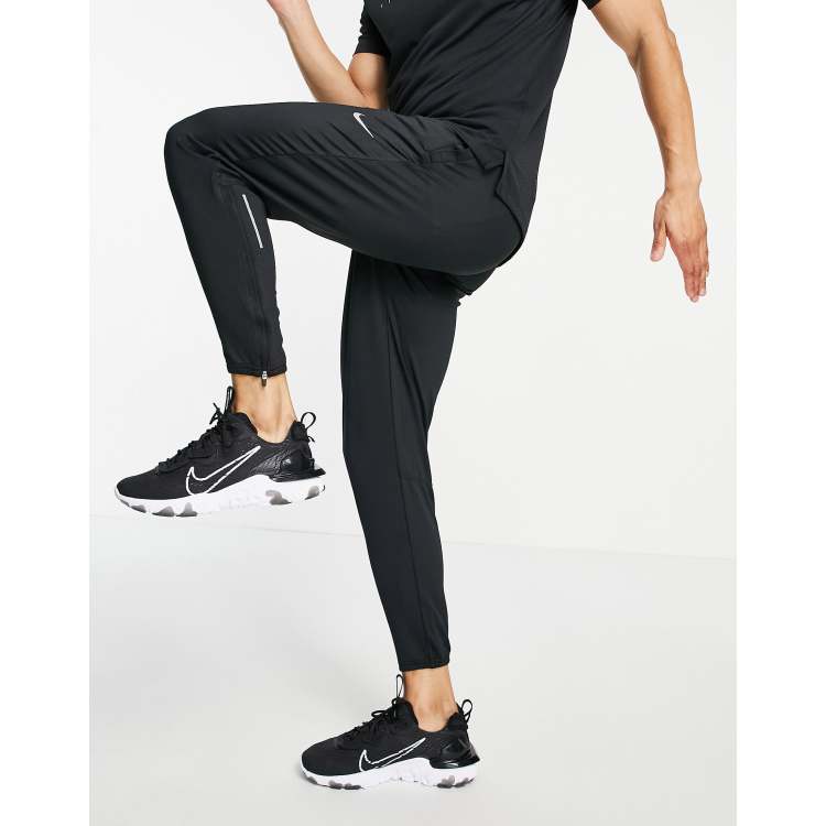 Nike plus essential joggers new arrivals