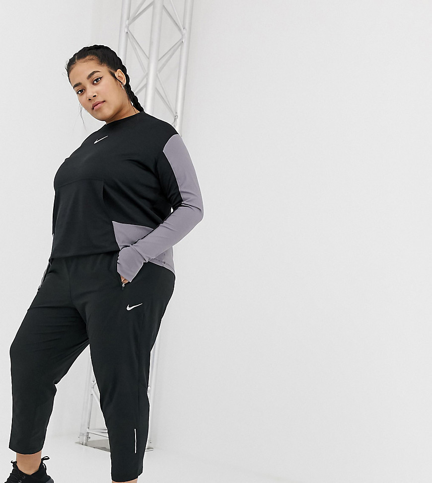Nike Running – Essential – Svarta byxor i plusstorlek