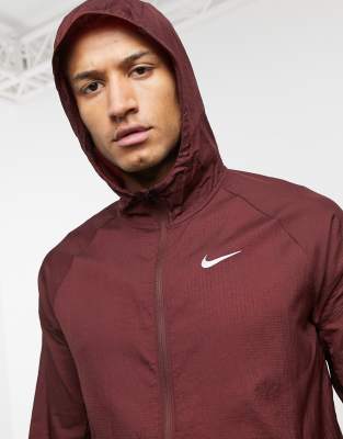 nike running essentials hooded jacket