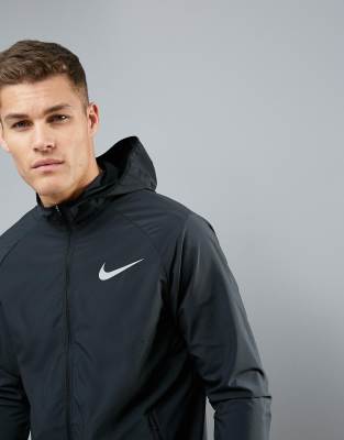 nike running essentials jacket in black