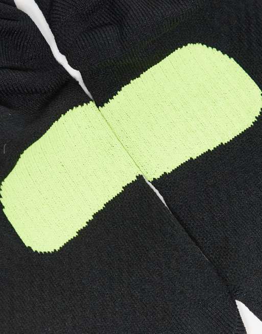 Nike Running Fast ankle socks in black, 2 of 3