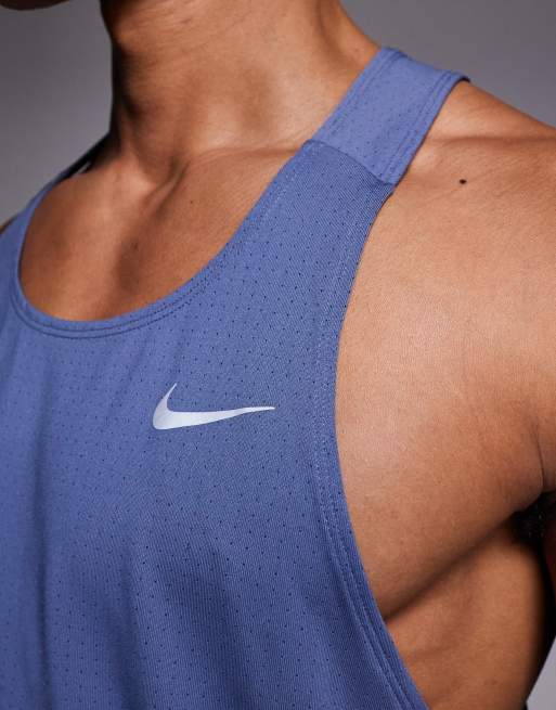 Nike Running Fast Dri-FIT vest in navy, 5 of 5