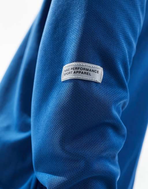 Nike Running Flash Dri-FIT Miler reflective long sleeve top in blue, 3 of 4