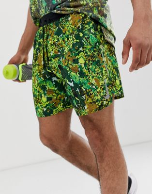 Nike Running Flex 7 tommer shorts med multifarvet mønster-Grøn