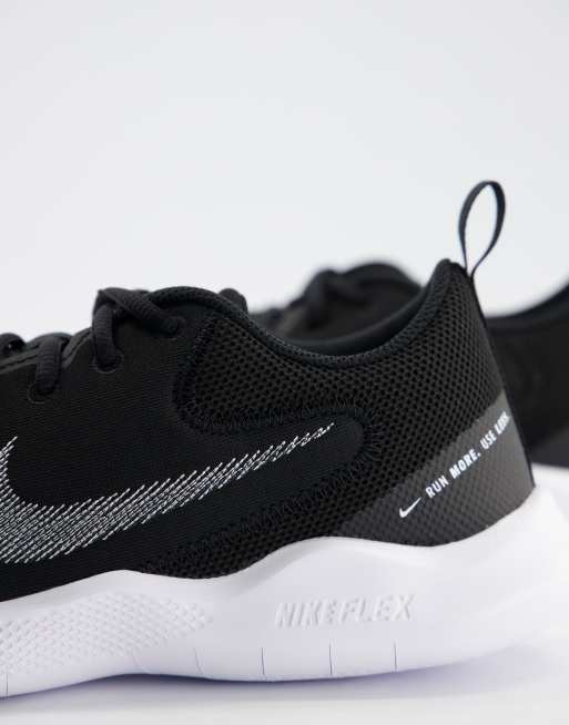 Black nike flex store trainers