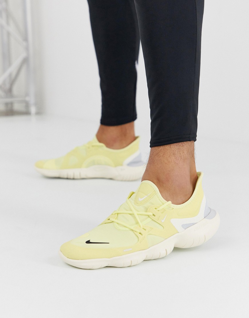 Nike Running – Free Run 5.0 – Gula sneakers