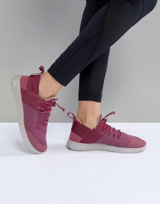 Nike Running - Free Run Commuter - Sneakers in roze