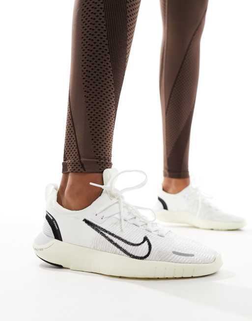 Nike free run noir et blanche new arrivals