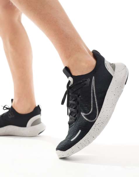 Nike Running Free Run NN sneakers in black and gray - view 1