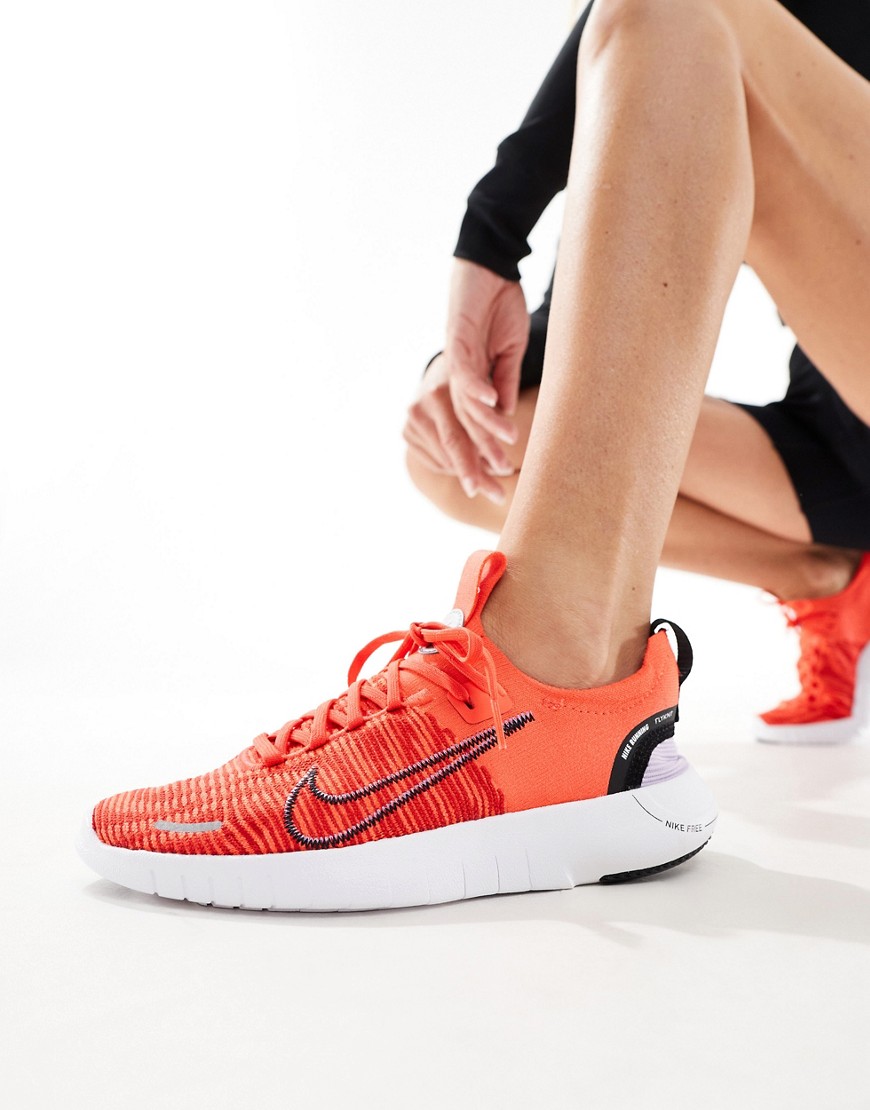 Nike Free Run Nn Sneakers In Bright Red
