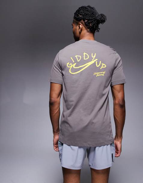 Nike Running "giddy up" back print t-shirt in gray - view 1