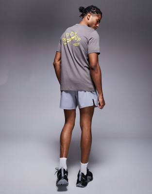 Nike Running "giddy up" back print t-shirt in gray