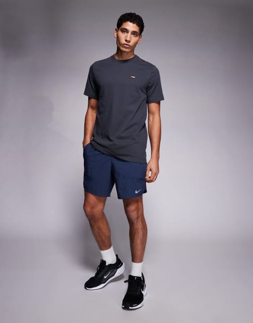 Nike Running graphic back print t-shirt in dark grey, 2 of 5