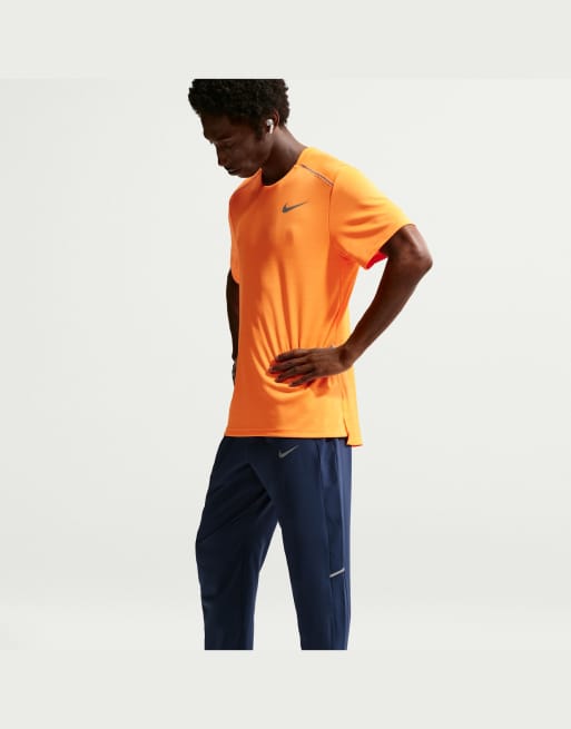 Nike Running Herren Miler Dri-FIT Webhose in Blau, 4 von 4