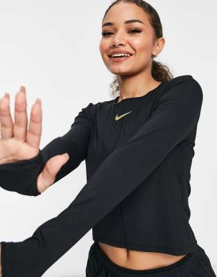 nike long sleeve with thumb holes