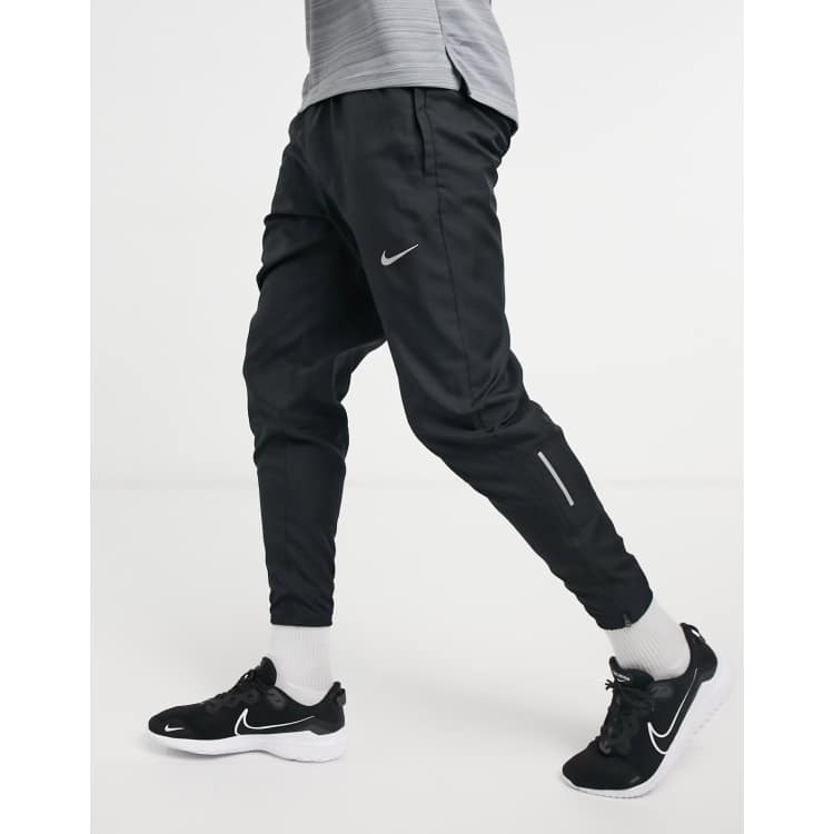 Nike jogging noir best sale