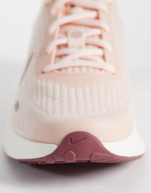 Nike Running Journey Run Sneaker in Pink, 3 von 5