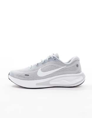 Nike Journey Run Sneakers In Gray