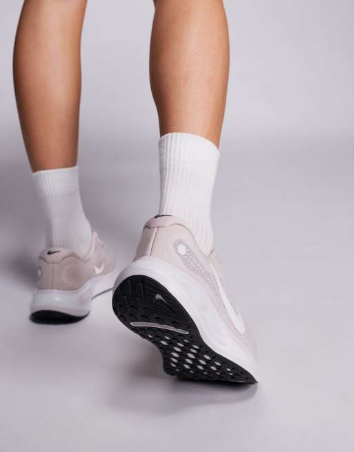 Nike Running Journey Run sneakers in pink, 4 of 5