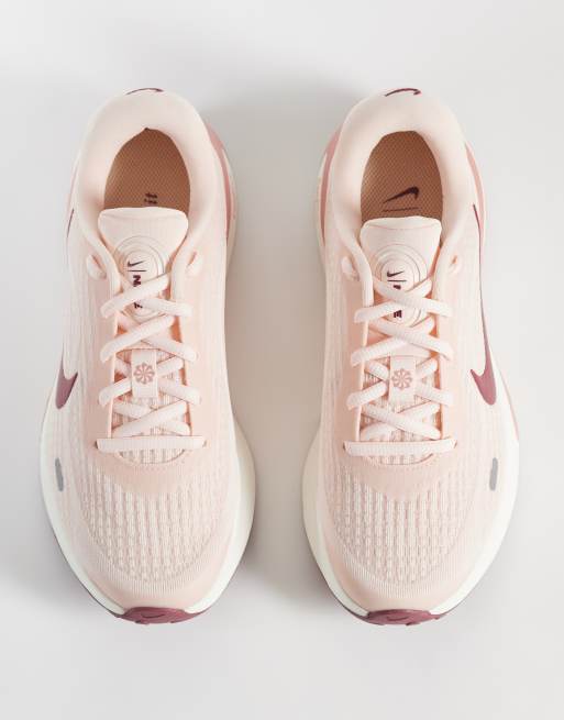 Nike Running Journey Run sneakers rosa, 2 di 5
