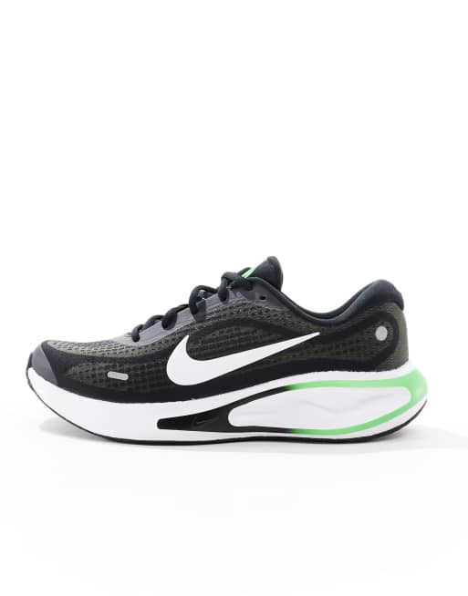 Nike Running – Journey Run – Svarta och gröna löparskor , 2 av 5