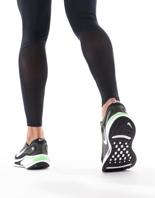 Nike Running – Journey Run – Svarta och gröna löparskor , 4 av 5