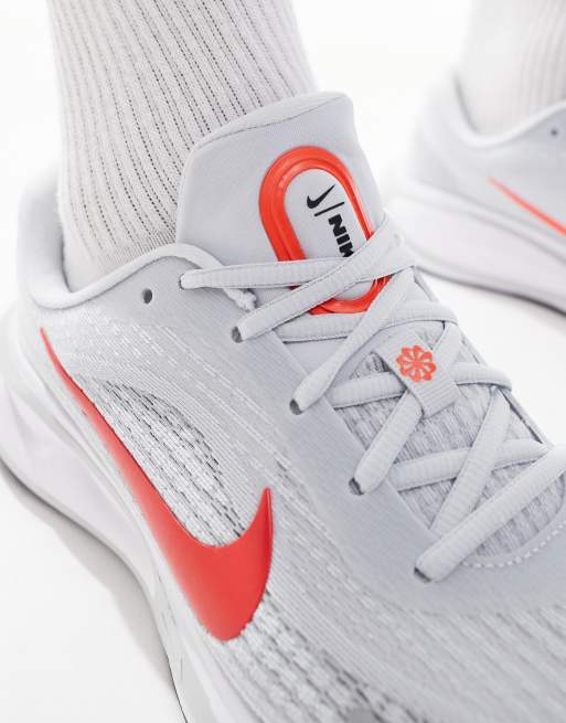 Nike Running Journey Run trainers in grey and red , 4 of 5