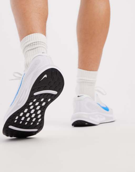 Nike Running Journey Run trainers in white and blue, 3 of 5