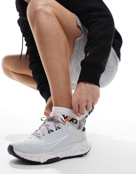 Nike Running Juniper Trail 2 Gore-TEX trainers in light grey - view 1