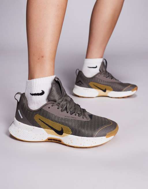 Nike Running – Juniper Trail 3 – Sneaker in Braun , 5 von 5