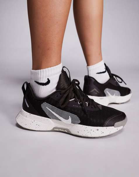 Nike Running – Juniper Trail 3 – Sneaker in Braun - view 1