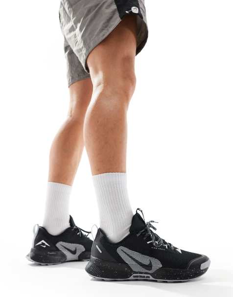 Nike Running – Juniper Trail 3 – Sneaker in Schwarz - view 1