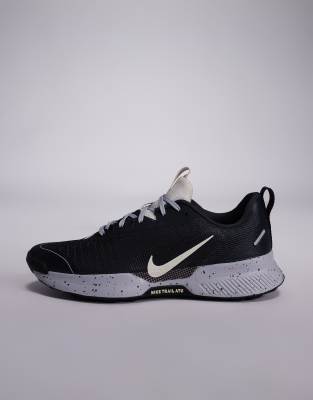 Nike Juniper Trail 3 Sneakers In Gray