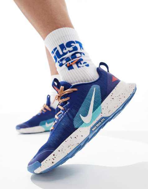 Nike Running Juniper Trail 3 trainers in blue - view 1