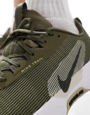 Nike Running Juniper Trail 3 trainers in green