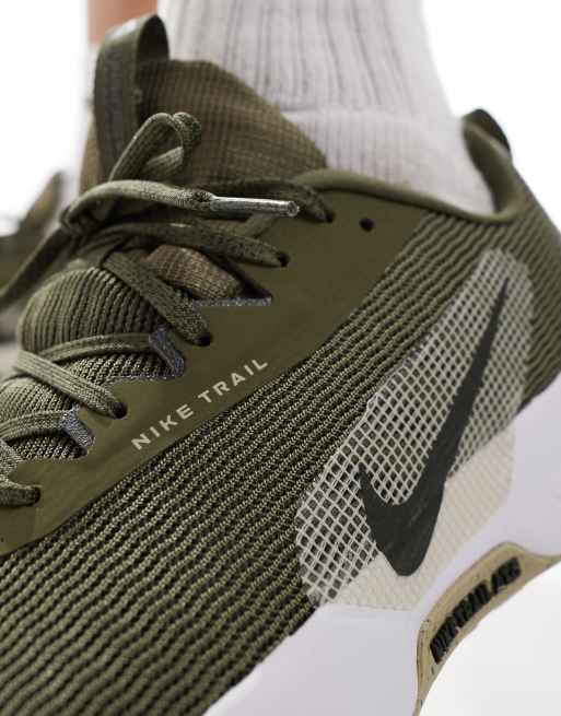 Nike Running Juniper Trail 3 trainers in green, 3 of 5