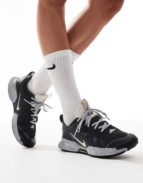 Nike Running Juniper Trail 3 trainers in grey - view 1