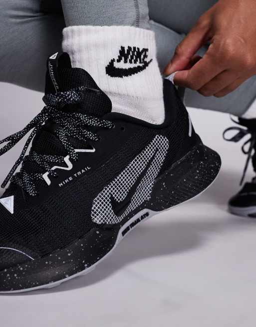 Nike Running Juniper Trail 3 trainers in triple black, 4 of 5