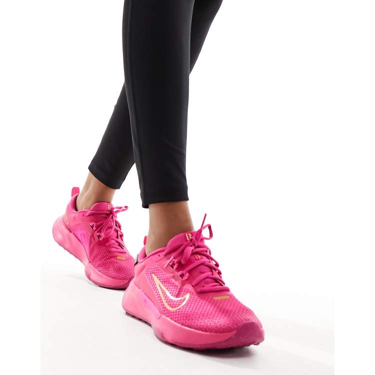 Nike clearance running pink