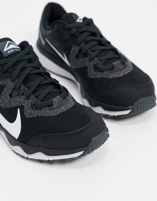 nike running juniper trail trainers in black
