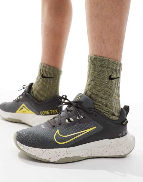 Nike Running - Juniper Trail 2 - Baskets en Gore-TEX - Gris foncé - view 1