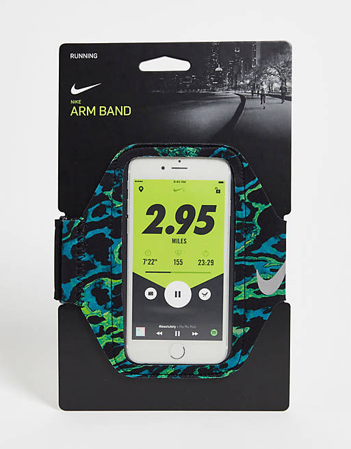 Nike Running lean printed phone arm band in black