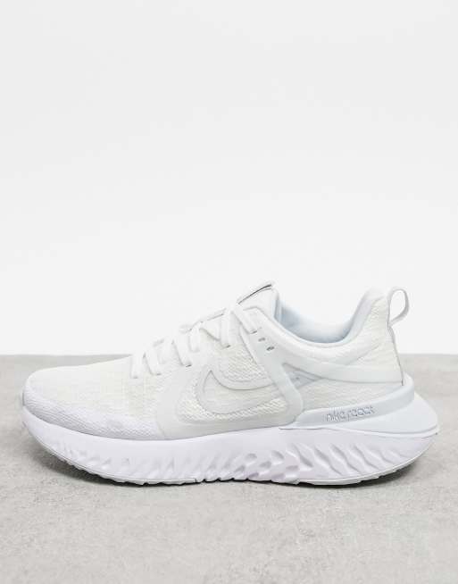 Nike legend react 2 on sale white