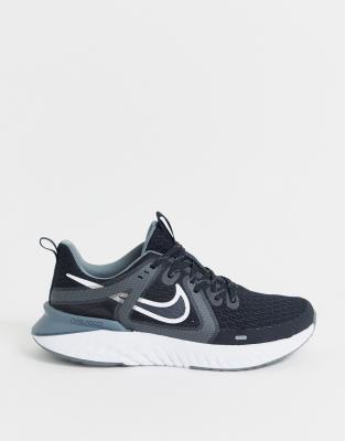 xxl nike legend react