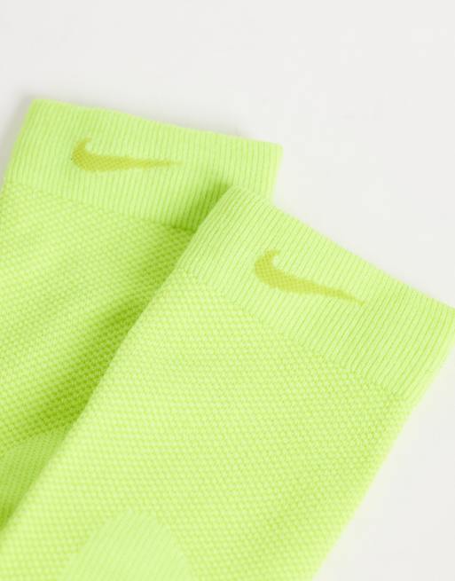 Nike Running lekkie skarpetki do kostki w kolorze żółtym, 2 z 3
